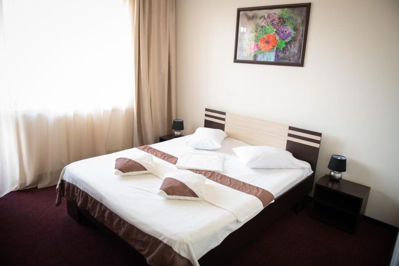 Hotel Panoramic Ramnicu Valcea Luaran gambar