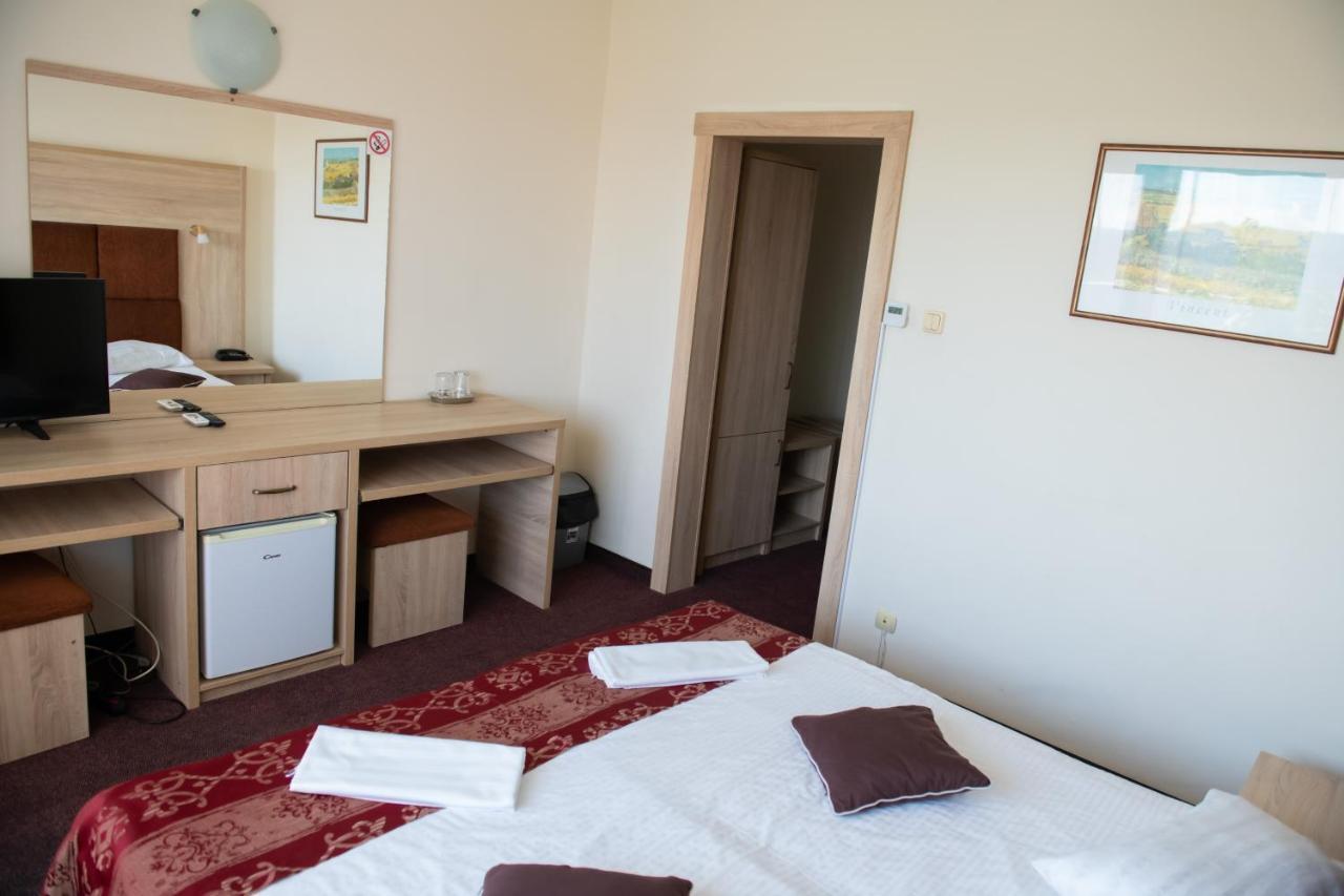 Hotel Panoramic Ramnicu Valcea Luaran gambar