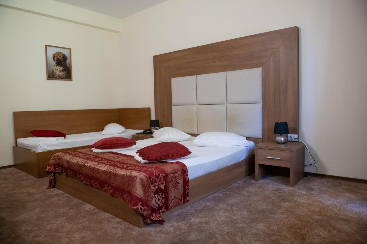 Hotel Panoramic Ramnicu Valcea Luaran gambar