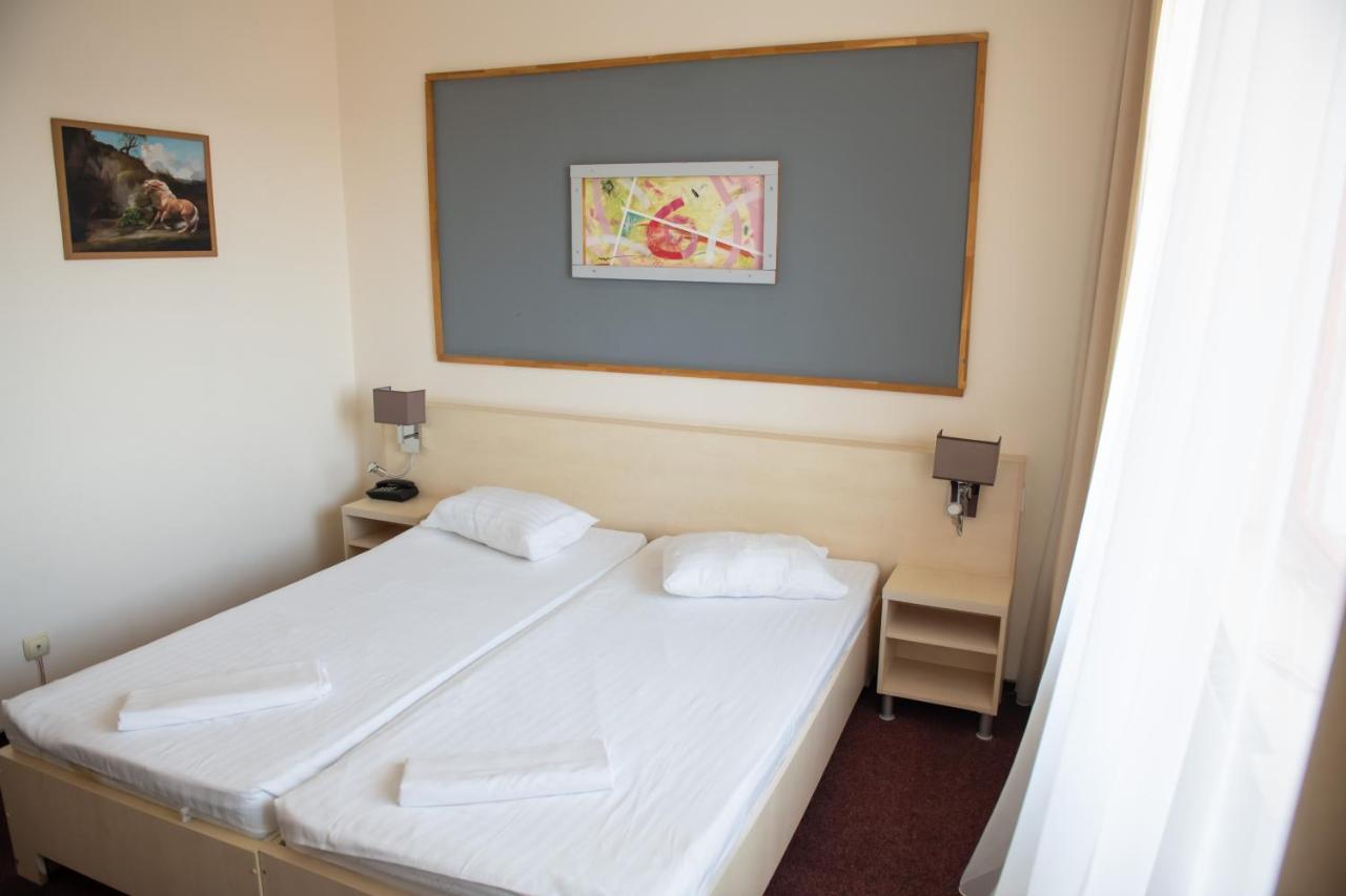 Hotel Panoramic Ramnicu Valcea Luaran gambar