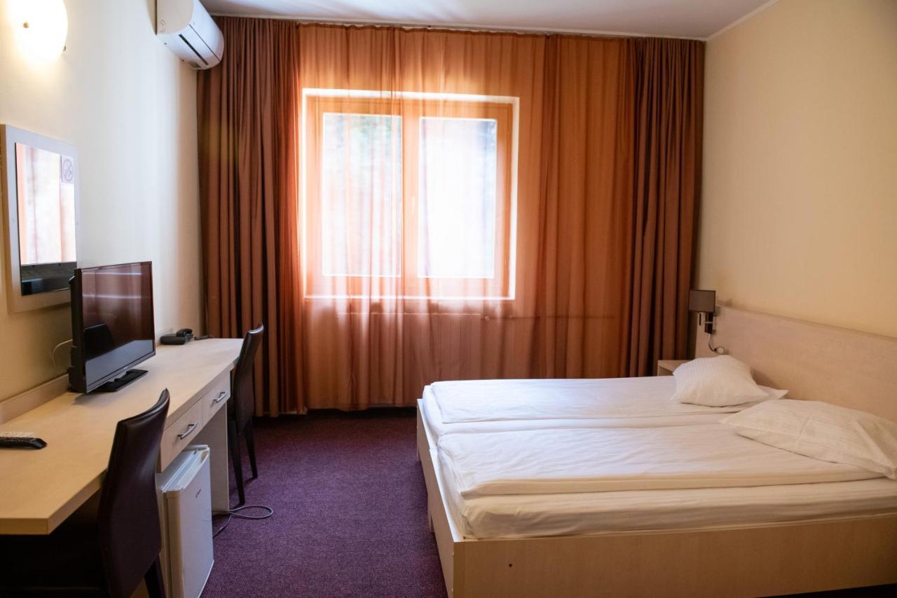 Hotel Panoramic Ramnicu Valcea Luaran gambar