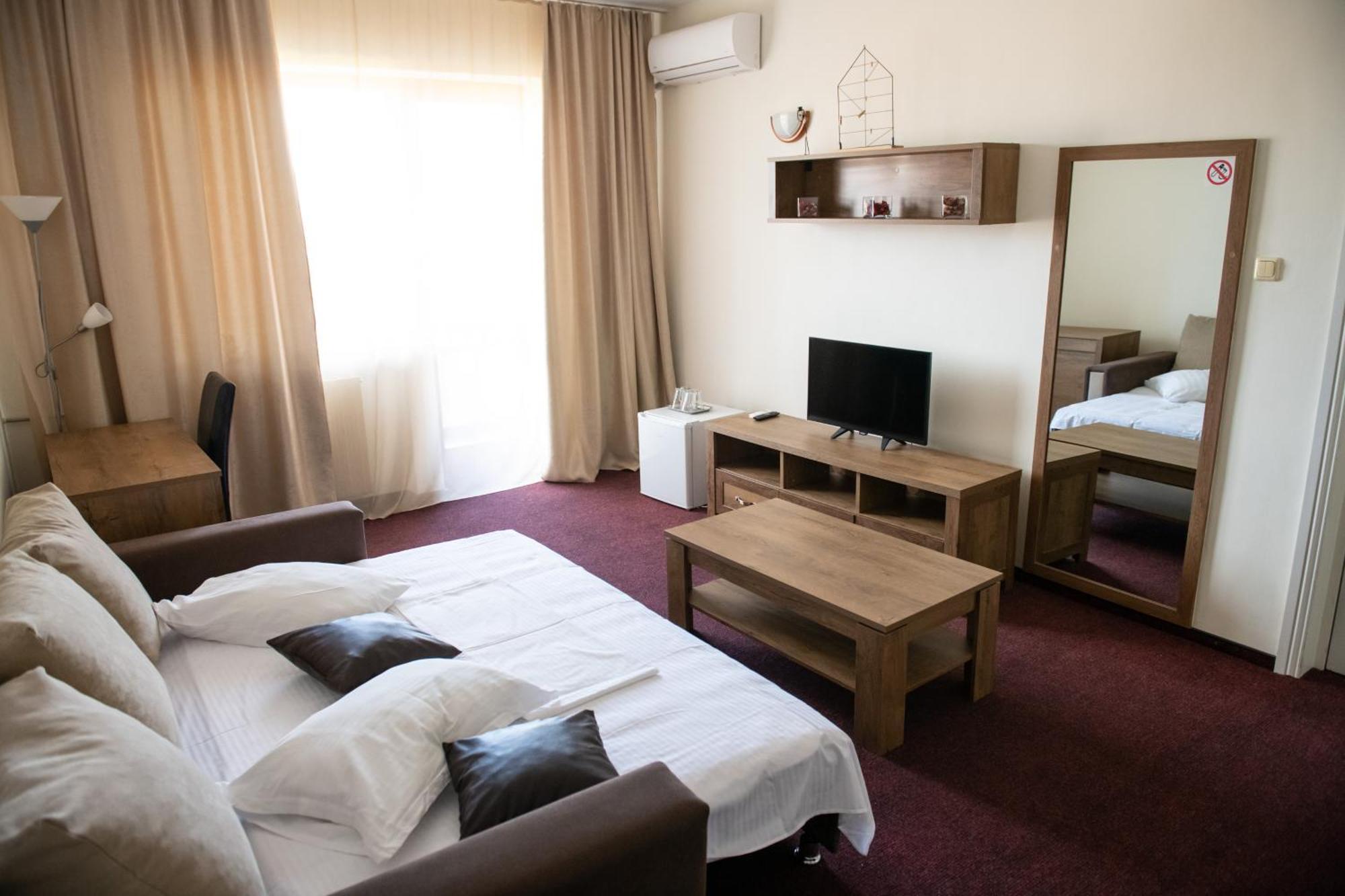 Hotel Panoramic Ramnicu Valcea Luaran gambar